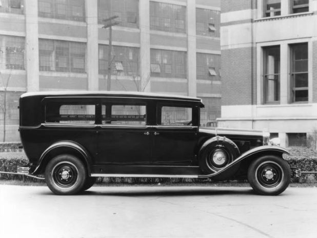 1929-Cadillac-Hearse1.jpg